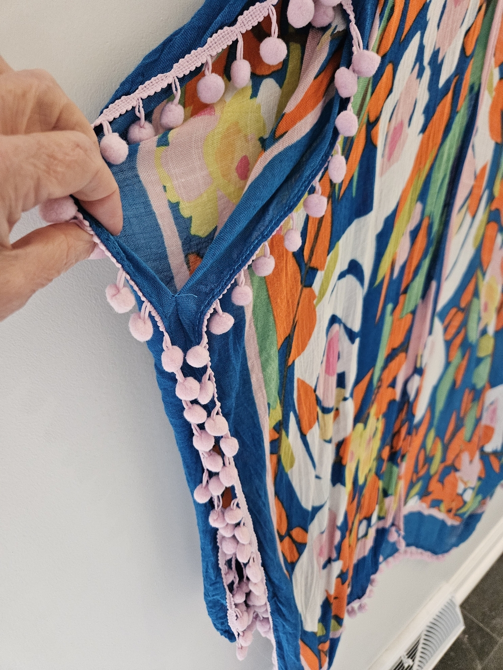Shiraleah "Carley" Kimono Blue Floral with pink Pom-Poms - Picture 6 of 8